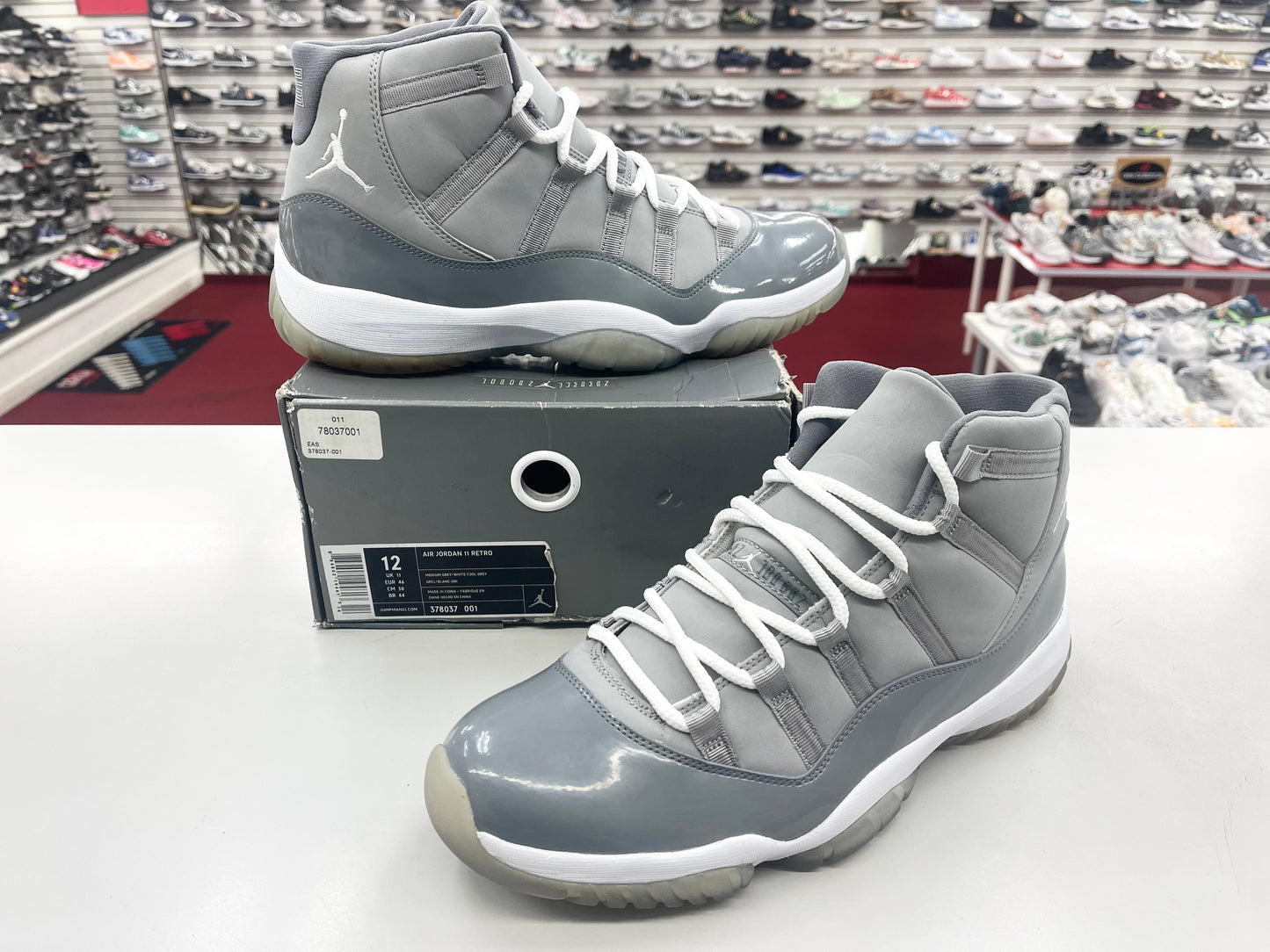 SZ 12 Men.  2010 Jordan XI Cool Grey.