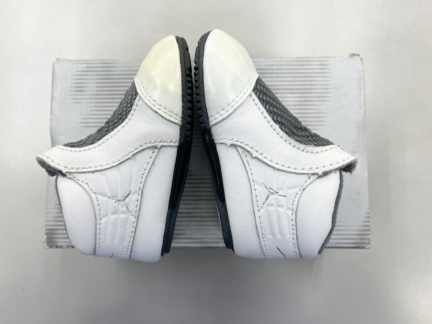 SZ 2C    2003 Baby Jordan XIX Flint Grey.