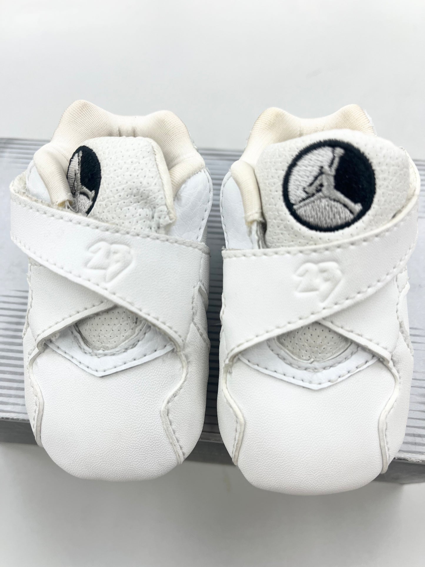 SZ 1C.        2001 Baby Jordan 8 retro low.