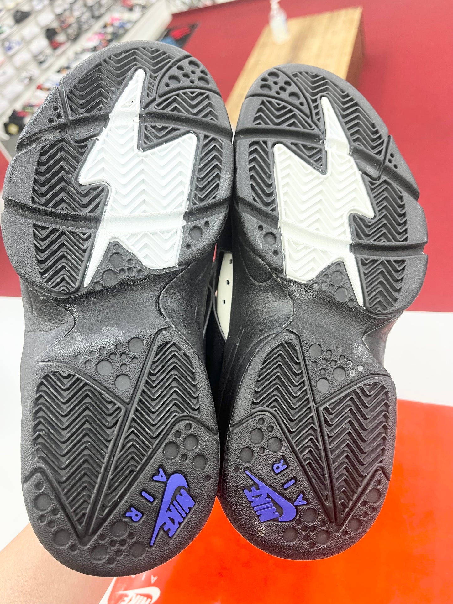 Size 8 Men.      1993 Nike Air Maestro Lapis.