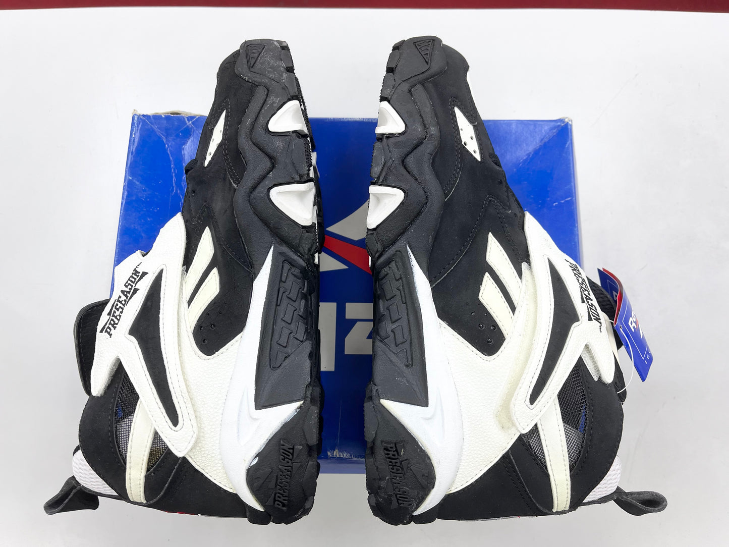 SZ 9 Men.   Reebok Arsenal Mid Big Hurt Frank Thomas.