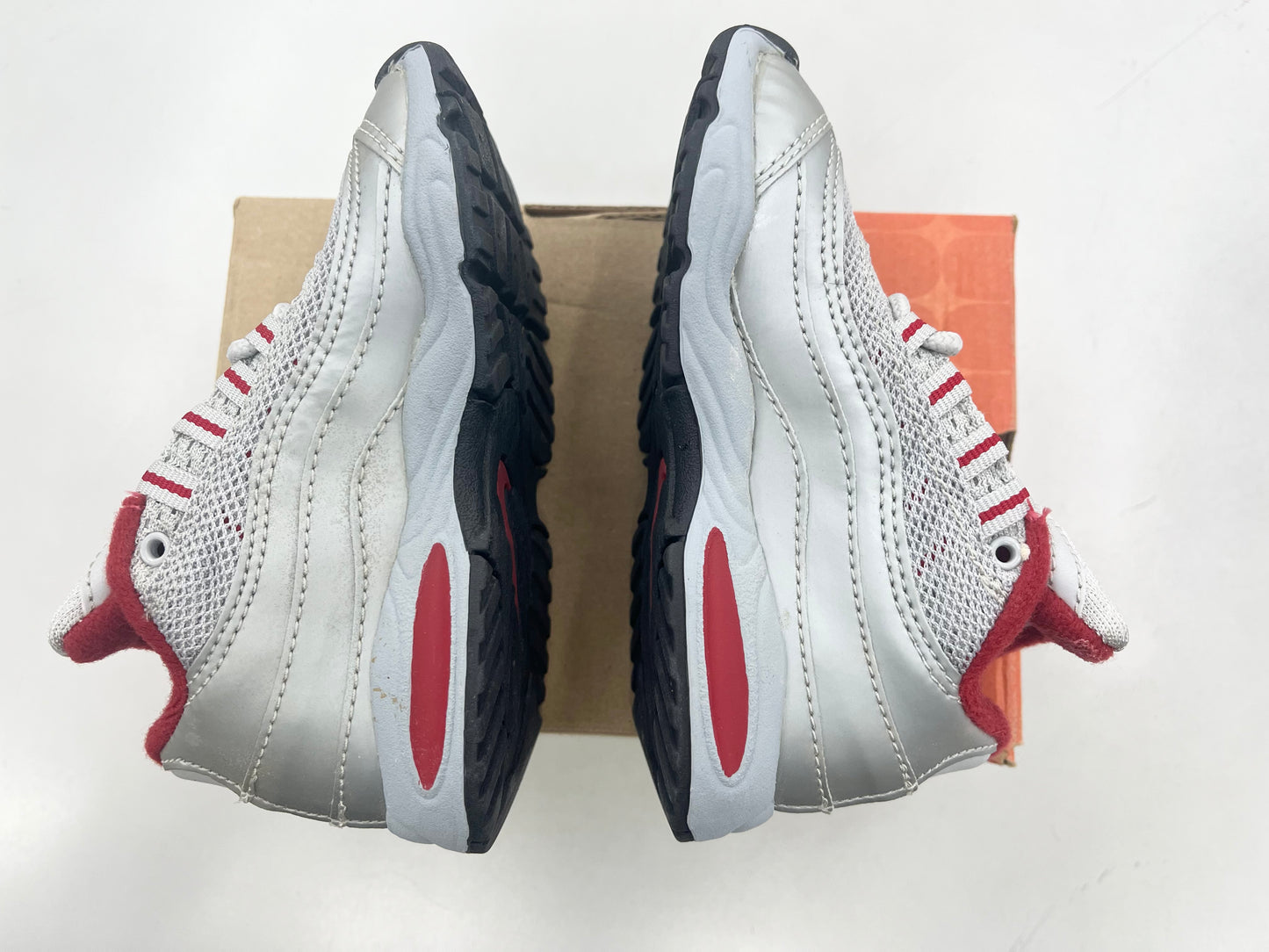 SZ 8C.      2001 Baby Nike air max 95 Varsity Red Silver.