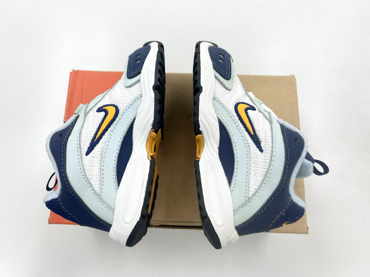 SZ 6C.       1999 Baby Nike Imara.