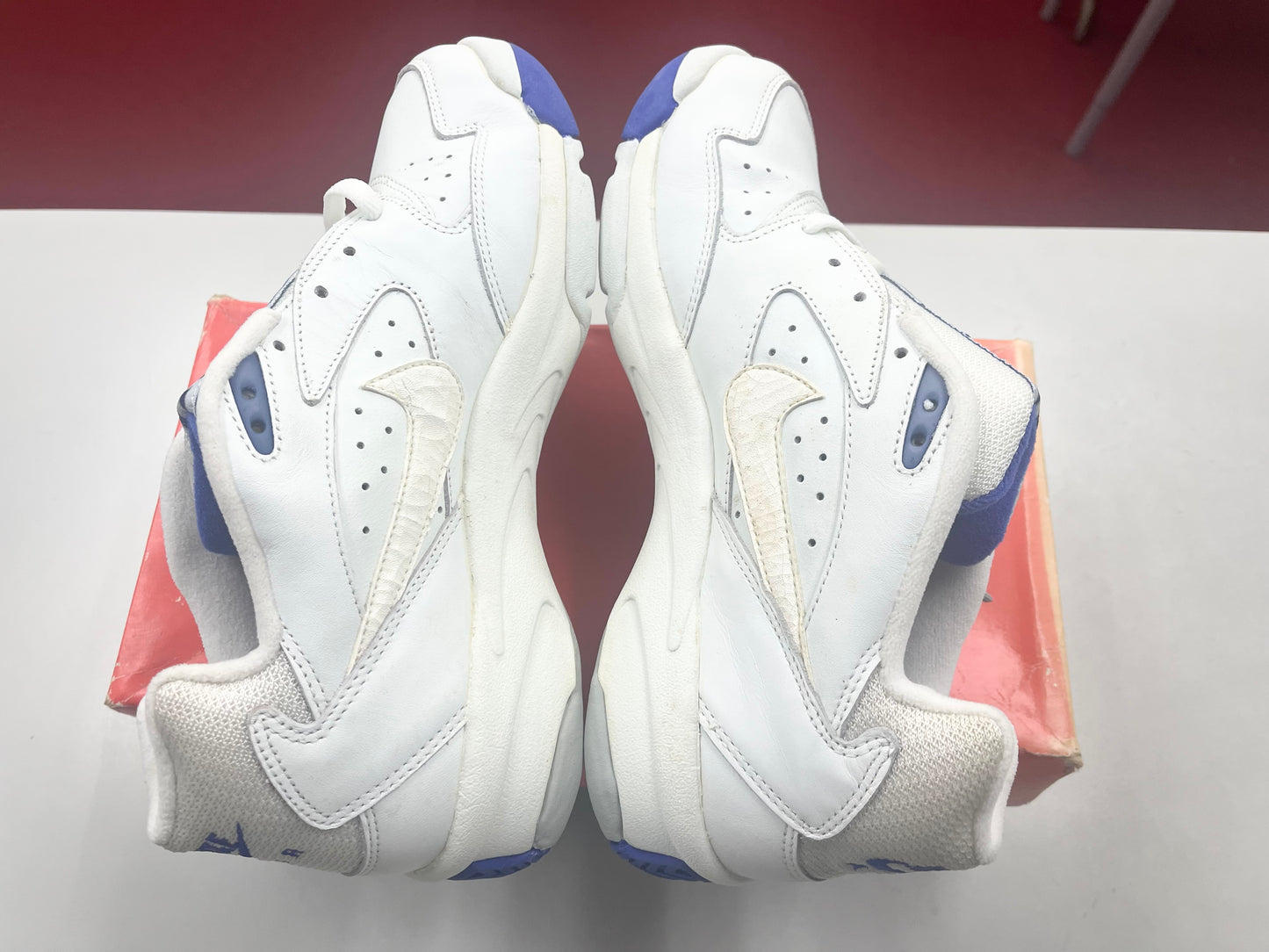 SZ 10 Men.    1993 Nike Air Ace