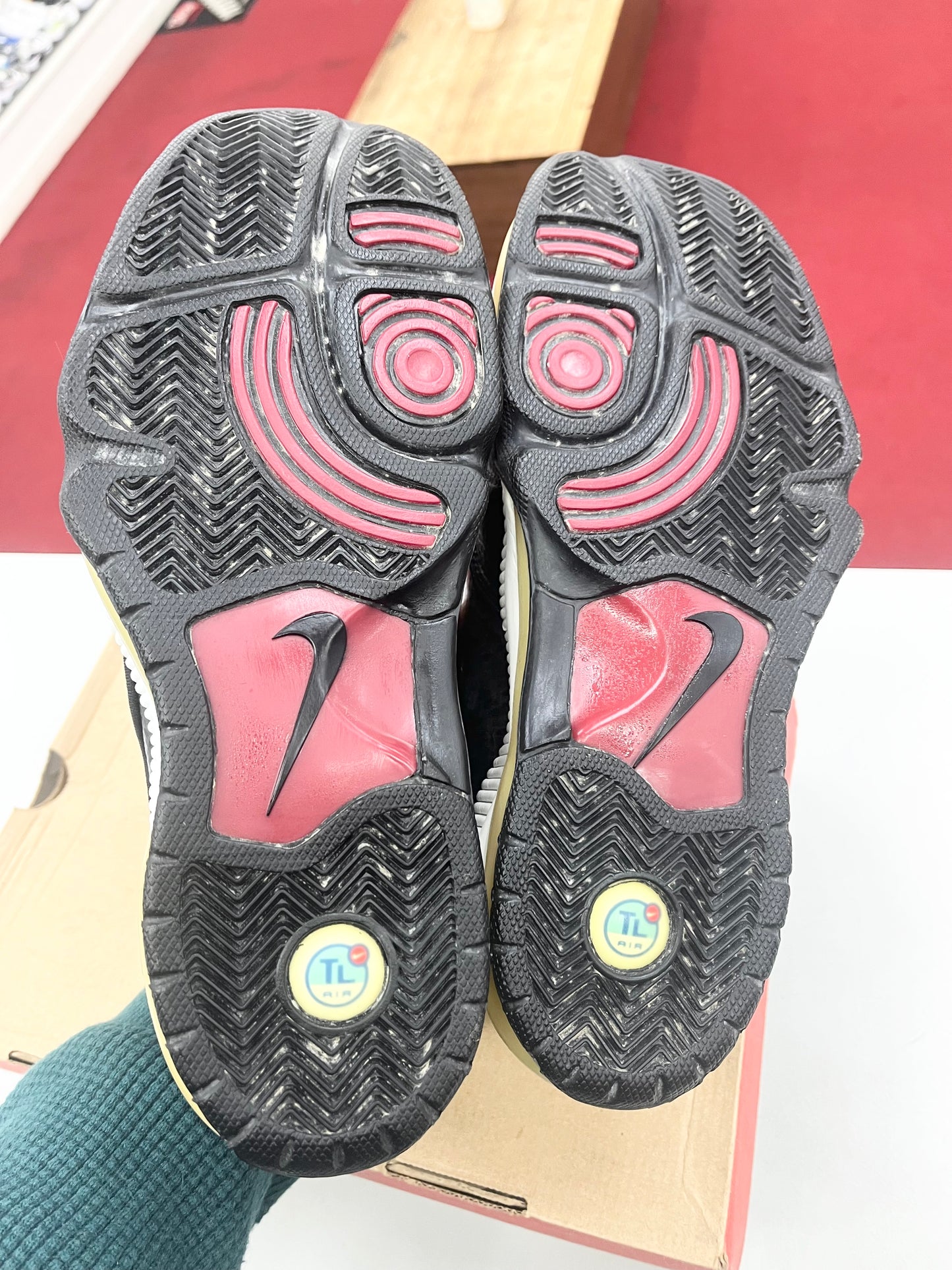 1999 Nike Air Aggress Force Black Deep Red.