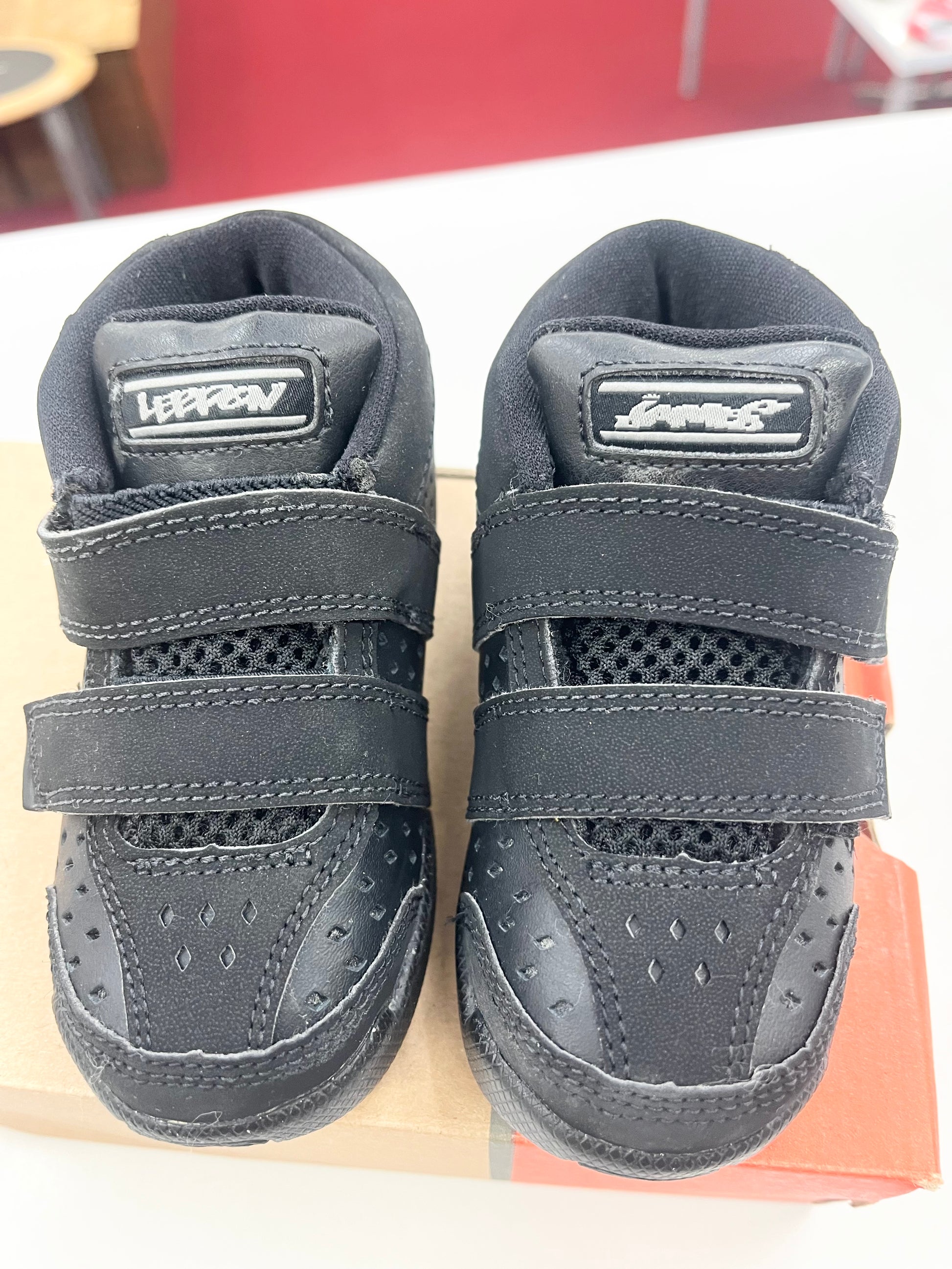 2005 Baby Nike LeBron 20-5-5