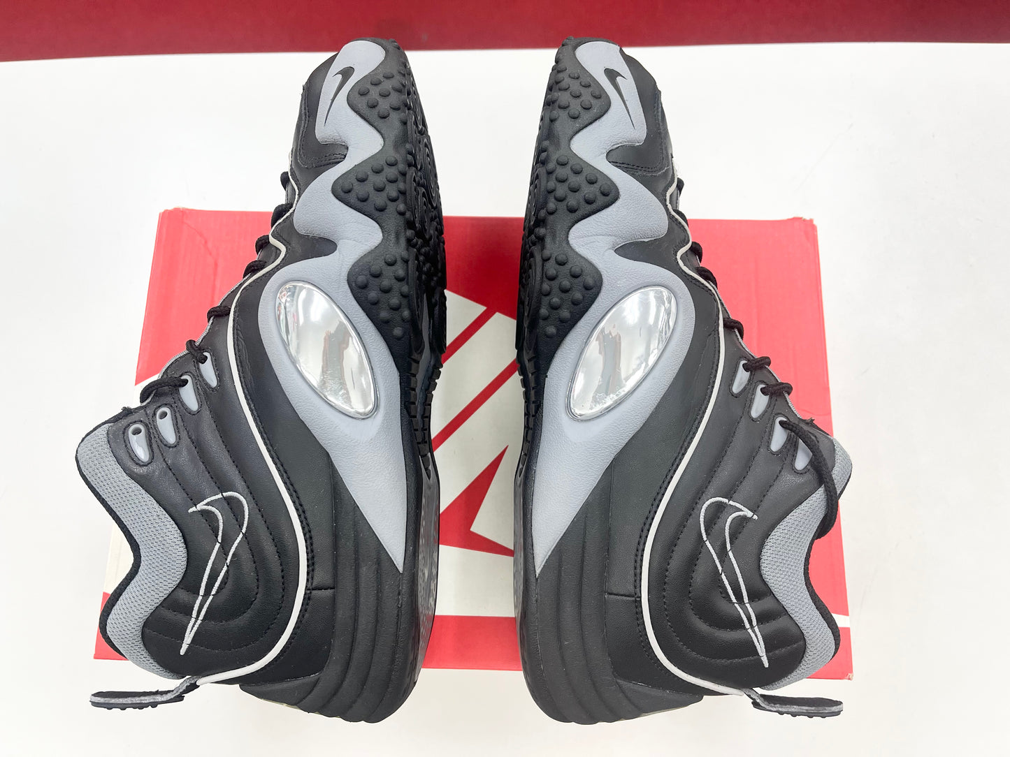 SZ 11 Men Preowned Nike Air Zoom Flight Five B Jason Kidd.