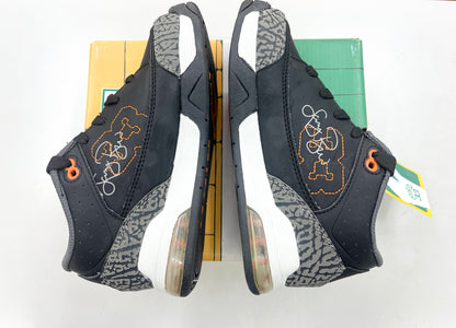 SZ: 13C    2008 Kids Sketchers Larry Bird Defense shoes.