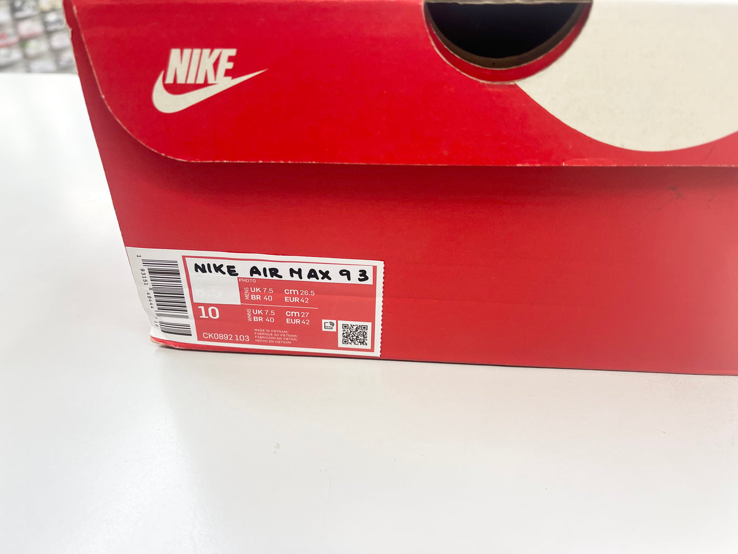 SZ 10 Men.     2017 Nike Air Max 93 Dusty Cactus.