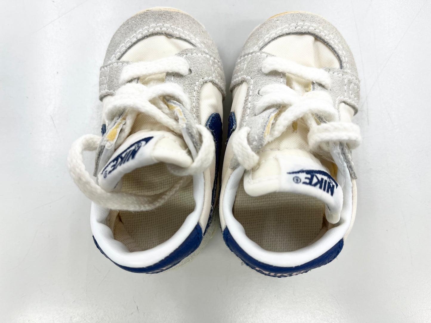 SZ 2C.     1982 Baby Nike Tyro.