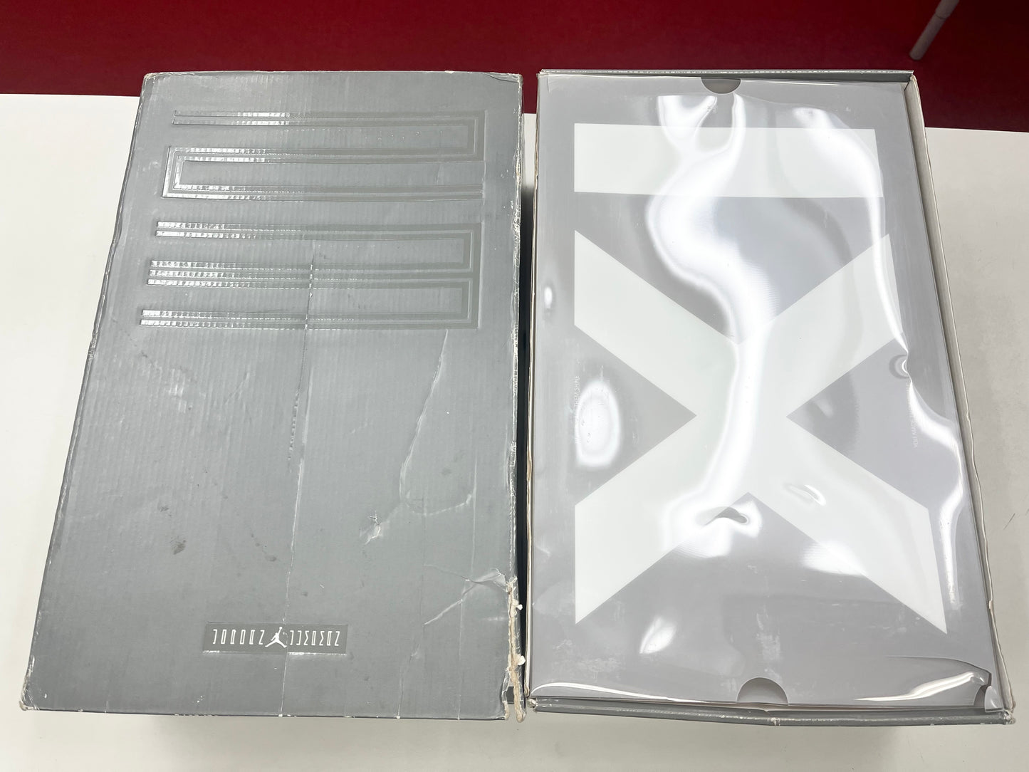 SZ 12 Men.  2010 Jordan XI Cool Grey.