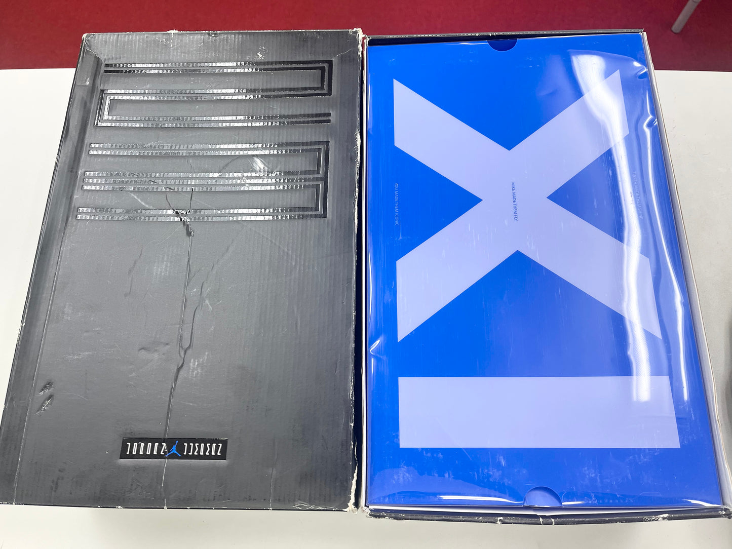 SZ 12 Men.  2009 Jordan XI Space Jam.