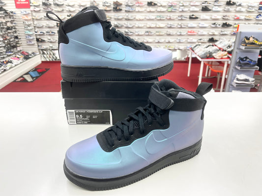 SZ 9.5 Men.      2018 Nike AF 1 Foamposite Cup Lt Carbon.
