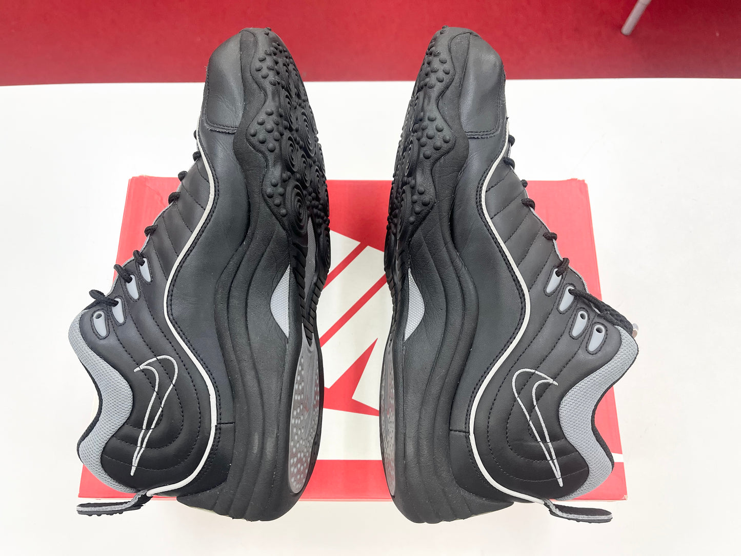 SZ 11 Men Preowned Nike Air Zoom Flight Five B Jason Kidd.