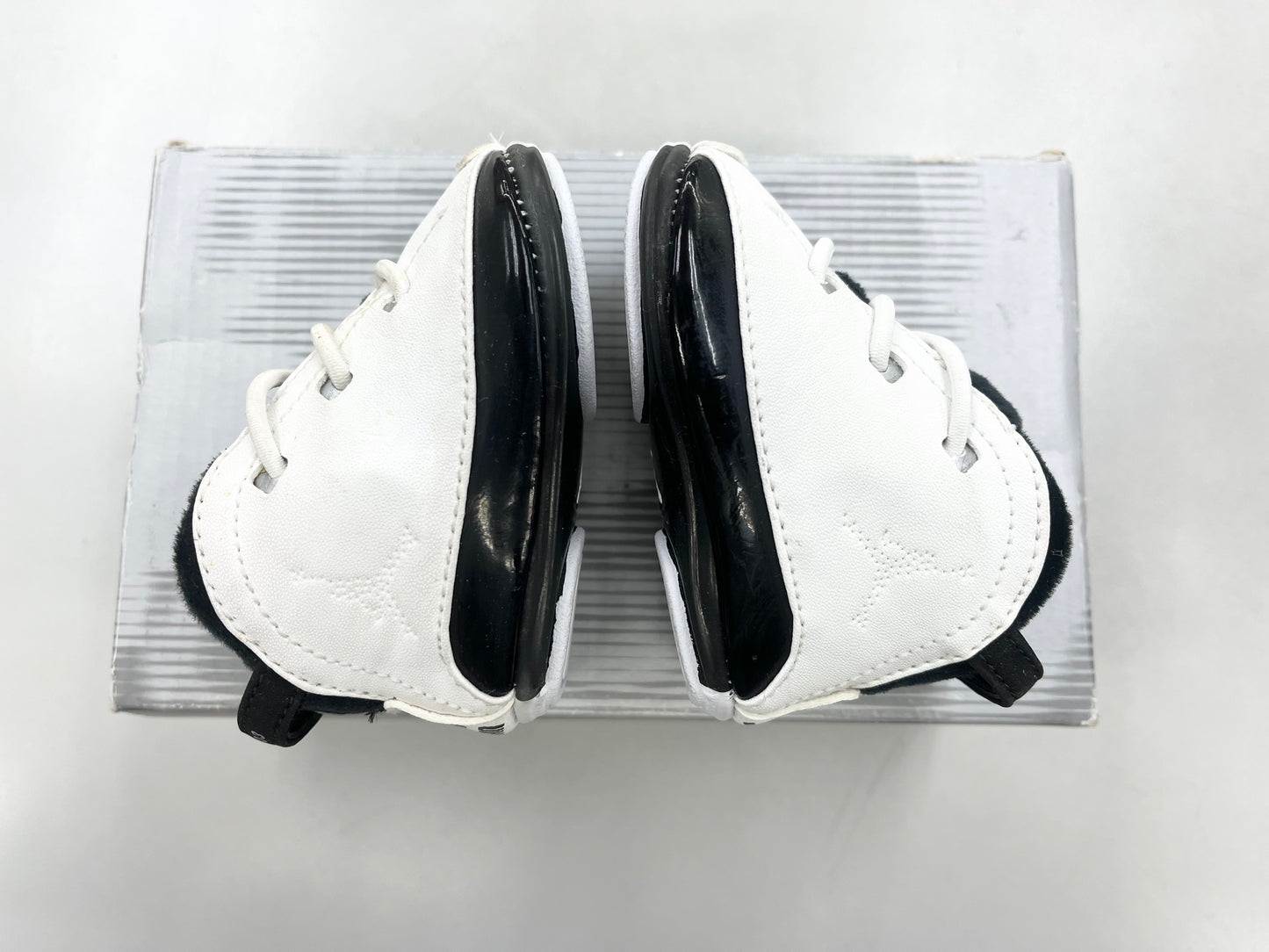 SZ 0C. Baby 2003 Jordan 18.5 White.