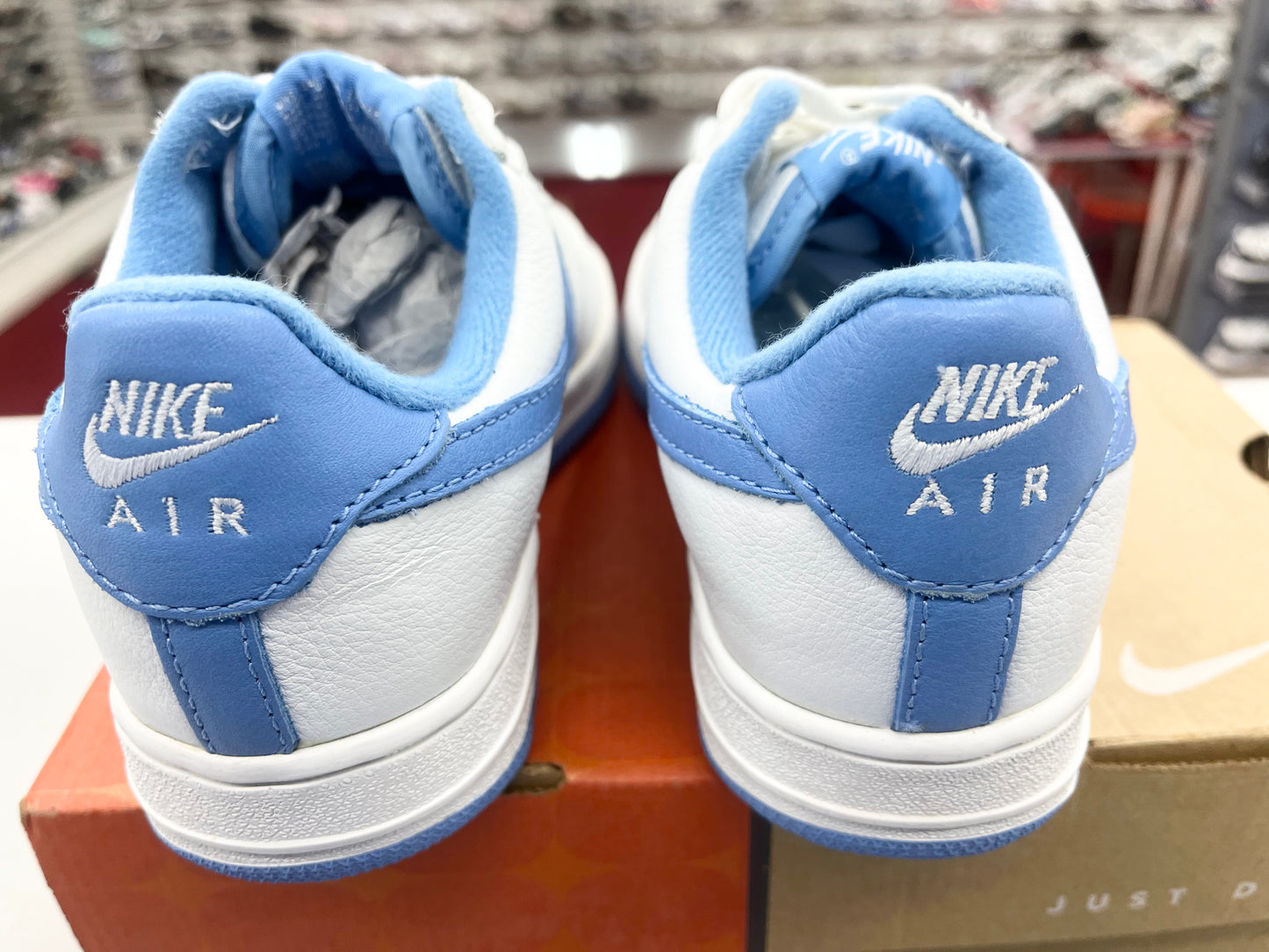 SZ 5.5Y      1999 Nike Air Force 1 BG Columbia Blue.