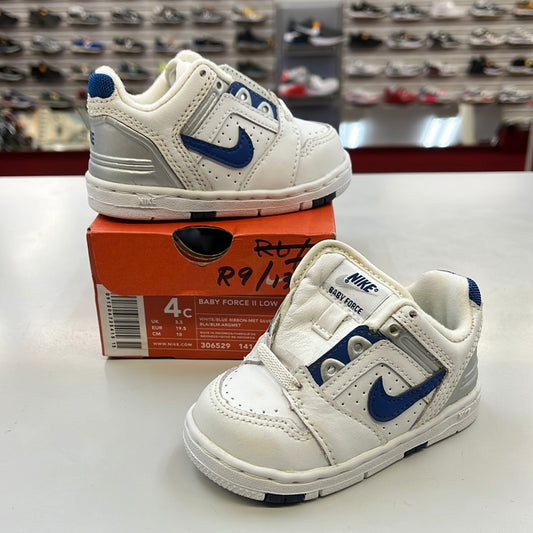 SZ 4C.      2003 Baby Nike AF2 low.