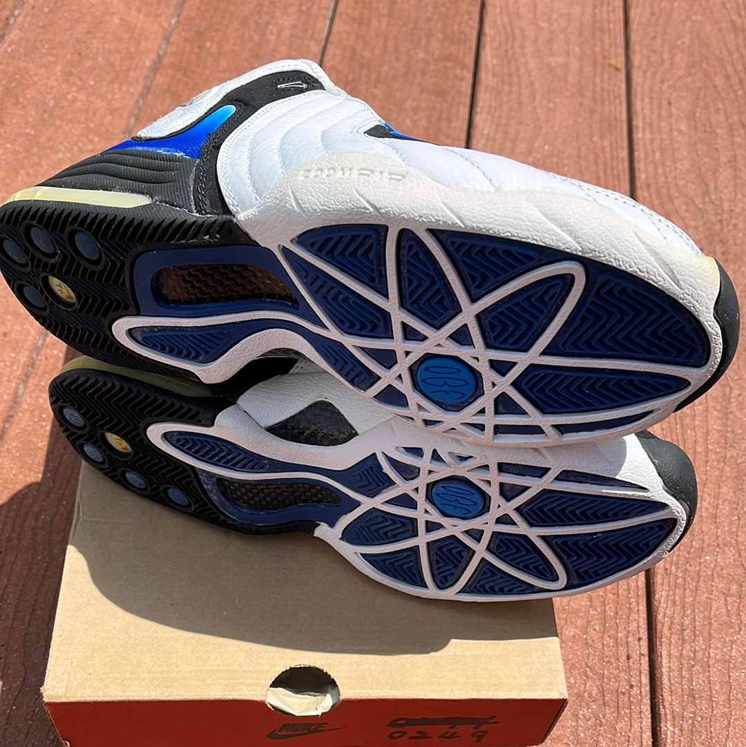 SZ 9 Men.     1999 Nike Air Garnett 3