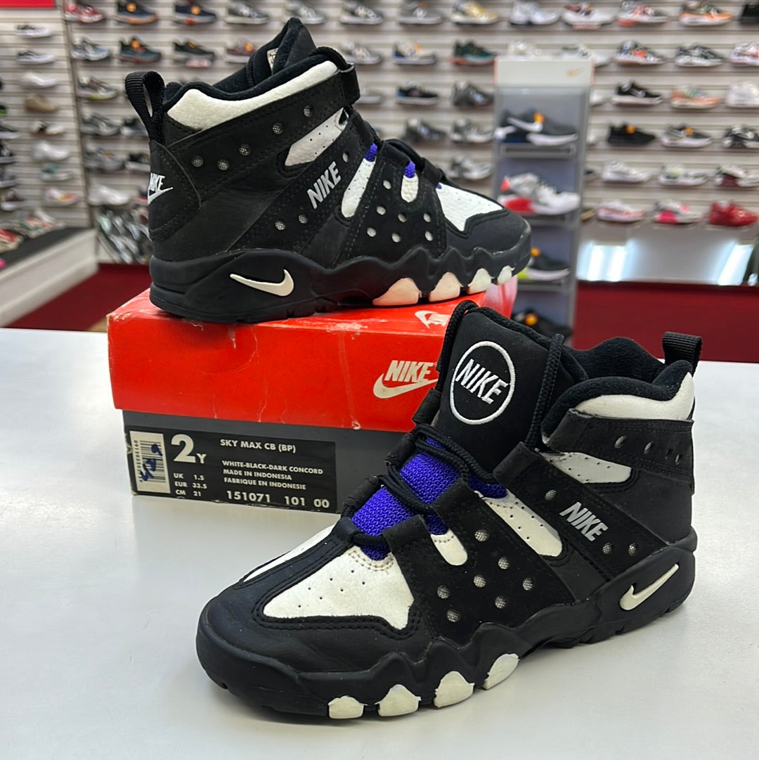 SZ 2Y.     1994 Nike Sky Max Charles Barkley