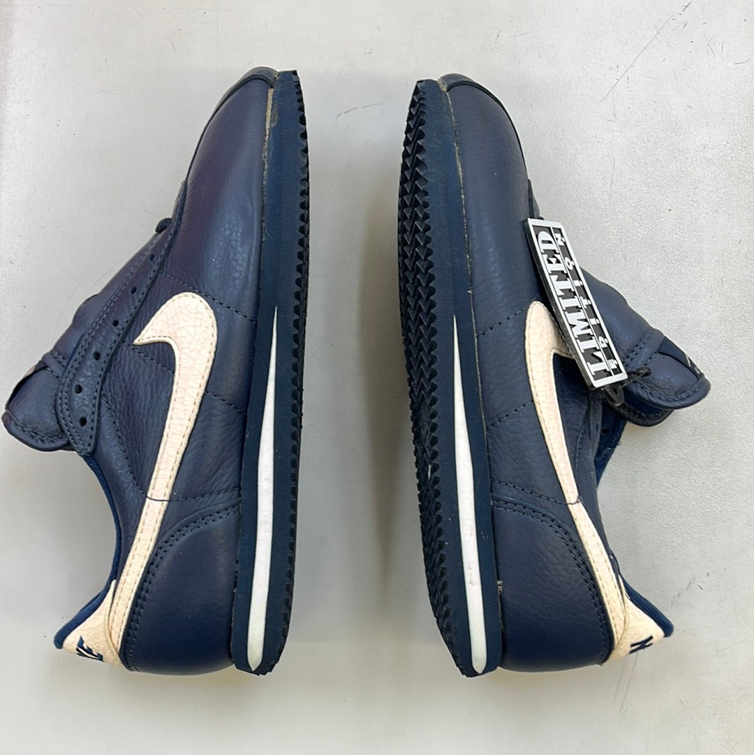 SZ 8.5 men.     1990 Nike Leather Cortez Limited.