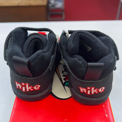 Sz 3C.       1995 Baby Nike Fly Mid.