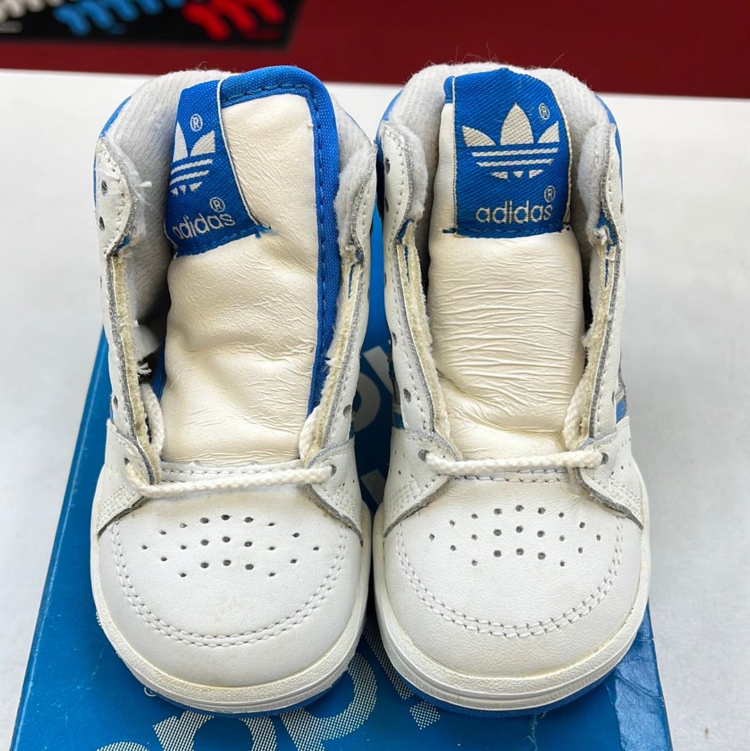 Sz 5.5K.    1989 baby Adidas Phantom Hi Baby Blue