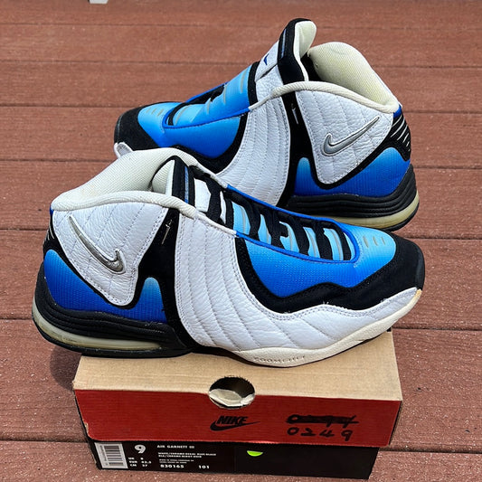 SZ 9 Men.     1999 Nike Air Garnett 3