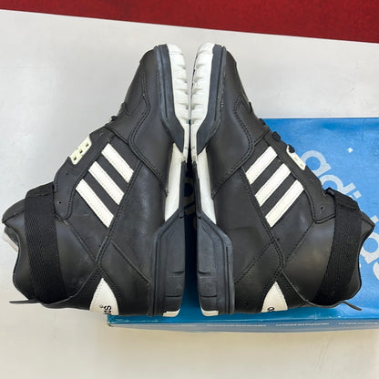 SZ 5.       1988 Adidas Skyjacker LHC