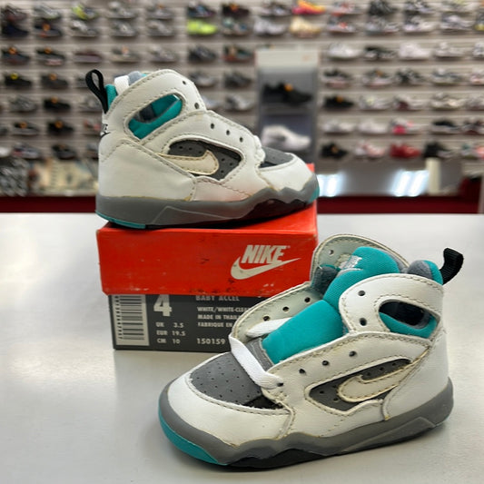 4C 1993 DS Baby Nike Accel