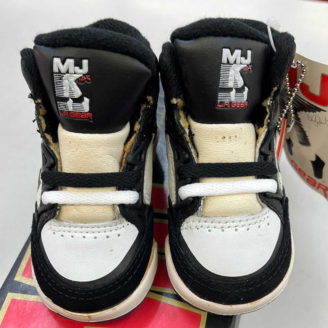 SZ 4C.      Vintage LA GEAR x Michael Jackson Moon Rocker Hi.