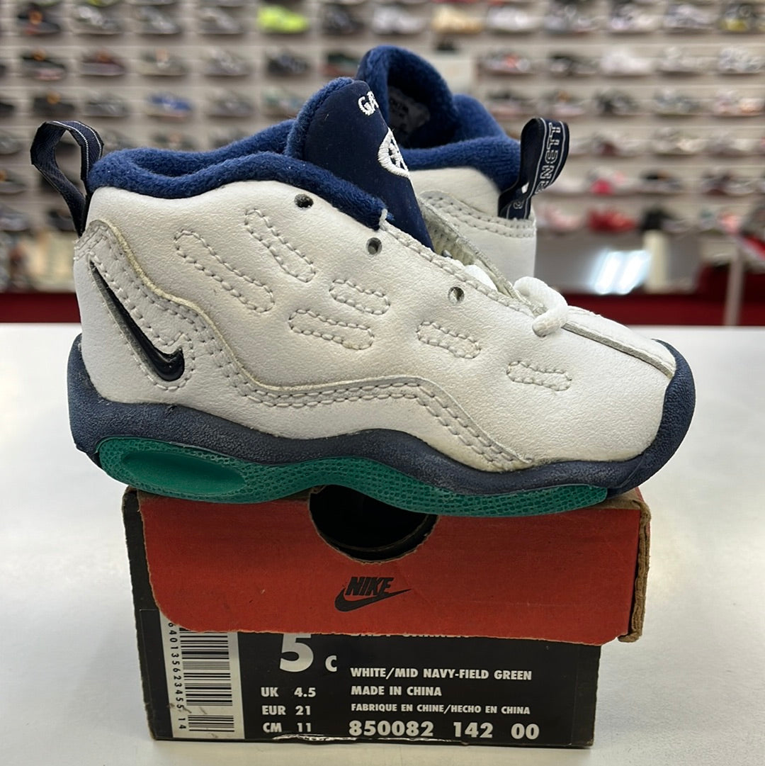 5C 1998 Baby Nike Garnett.