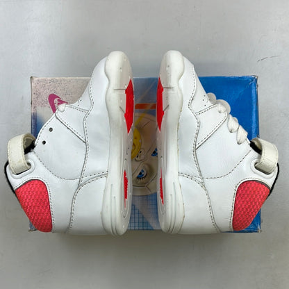 SZ: 5.5C   Baby Nike Conditioner.