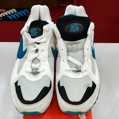 SZ 10.5 Men.      1994 DS Nike Air Structure Triax.