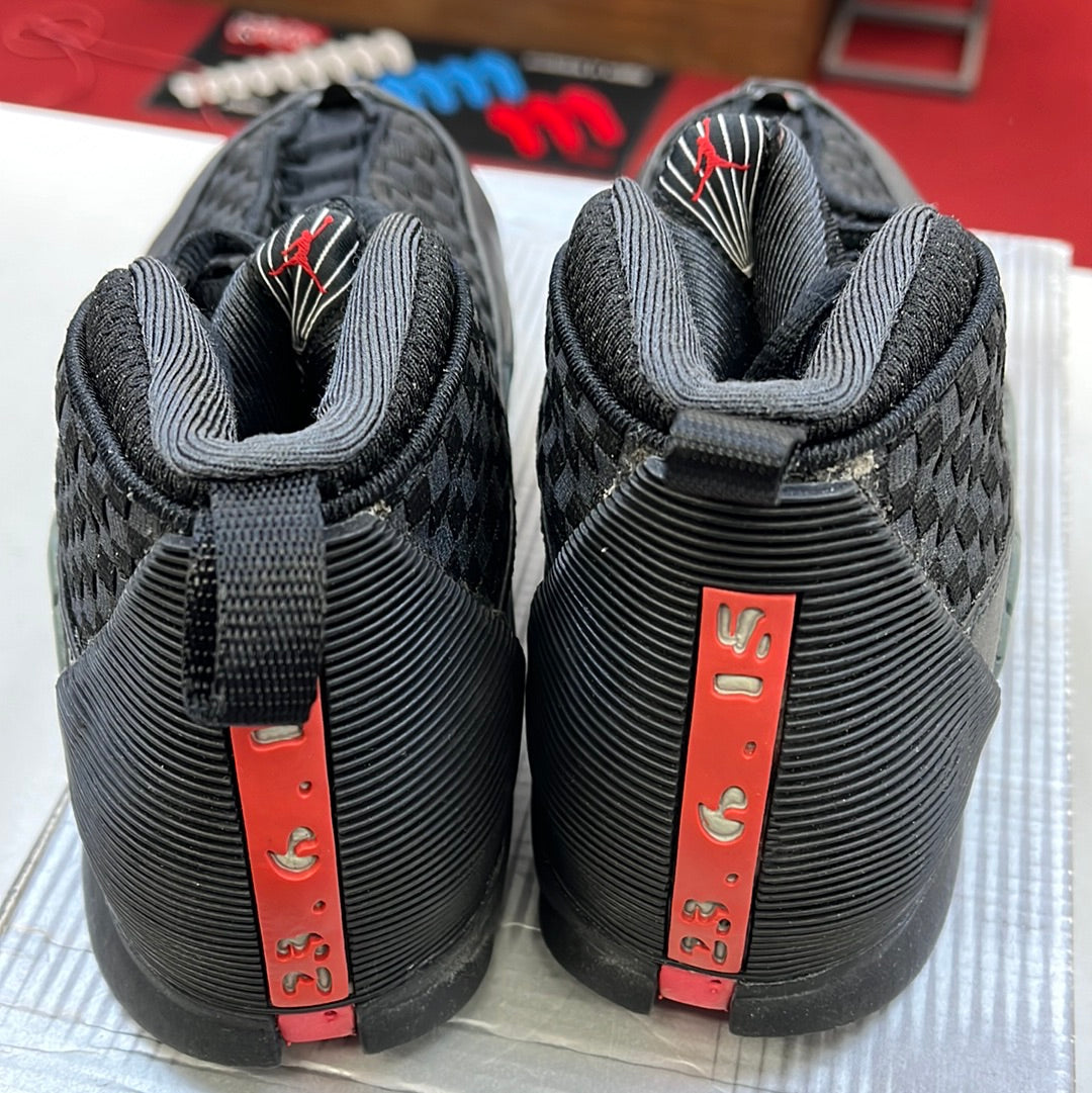 SZ 3.5Y.  1999 Kids Jordan XV