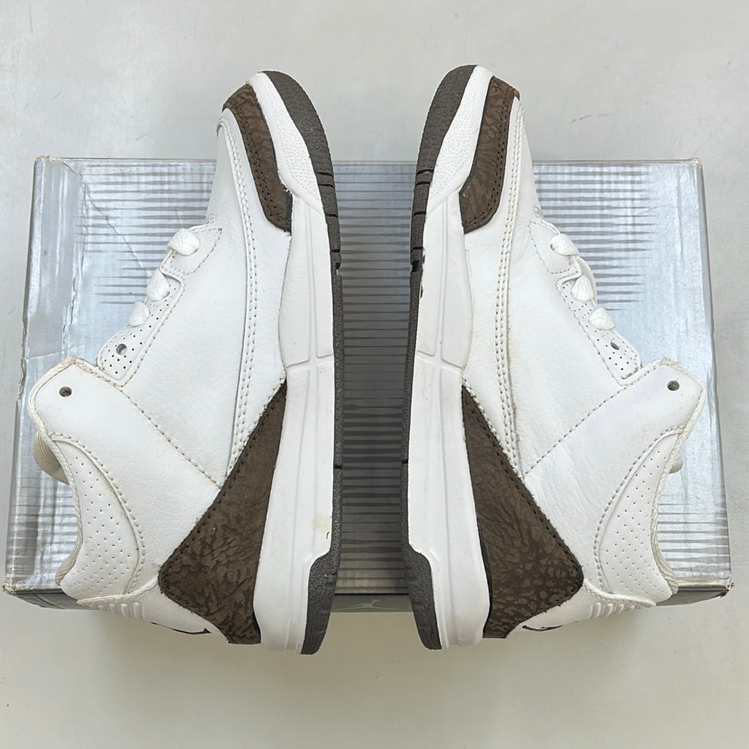 SZ 1.5Y.     2001 Jordan 3 Retro Mocha.