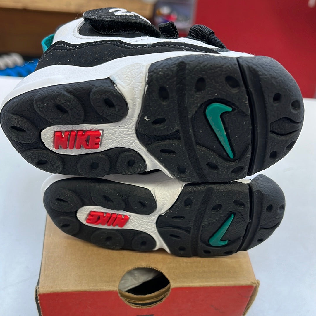 2.5C 1996 Baby Nike Griffey.