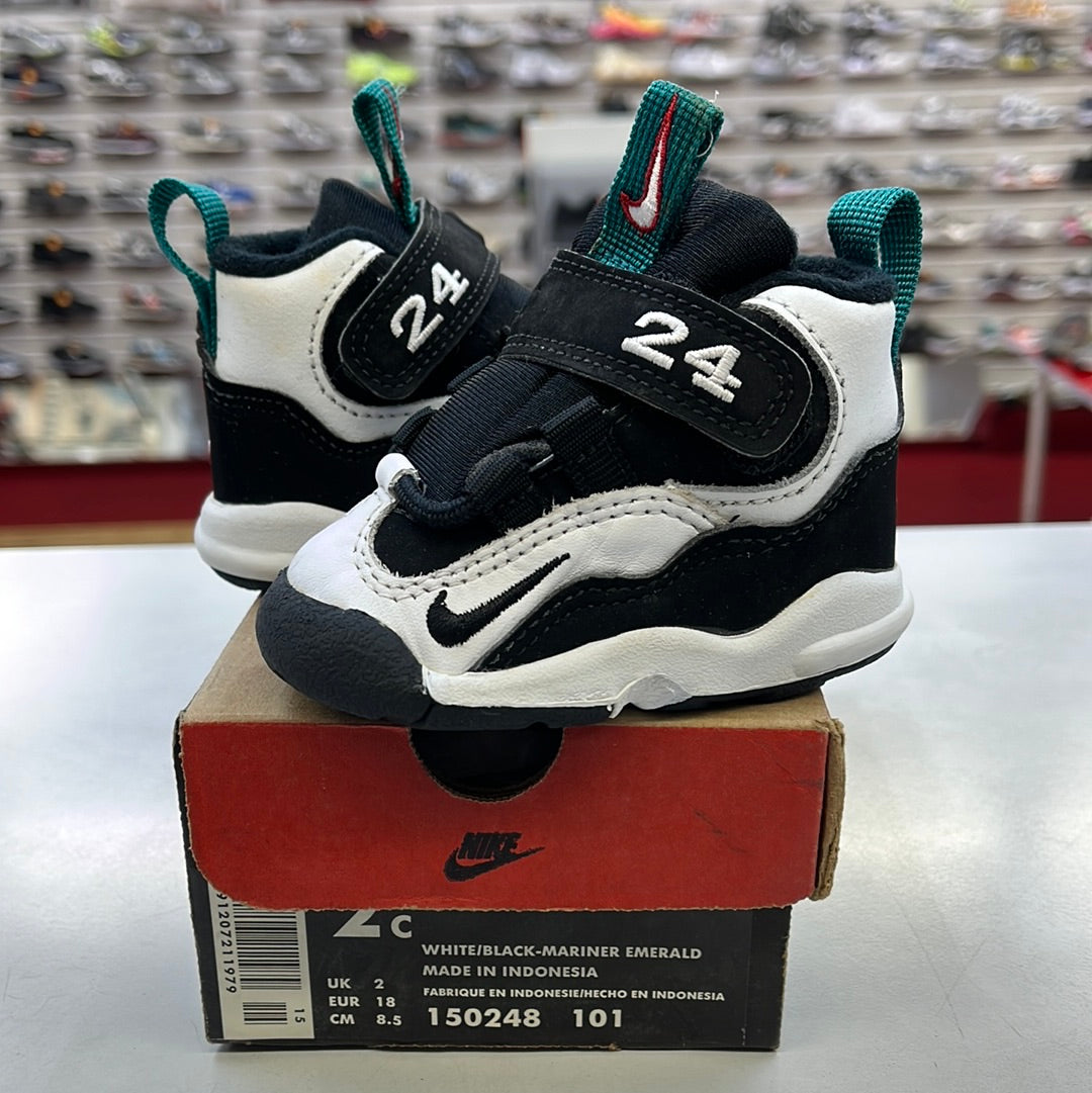 2.5C 1996 Baby Nike Griffey.